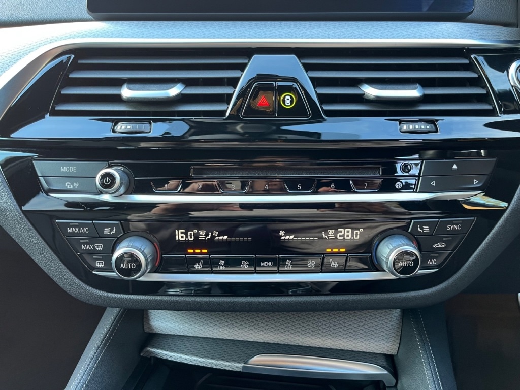 Used BMW 5 Series 2017 for sale - 76449466: Photo 24