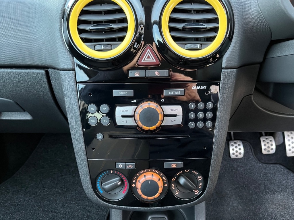 Used Vauxhall Corsa 2012 for sale - 77650231: Photo 17