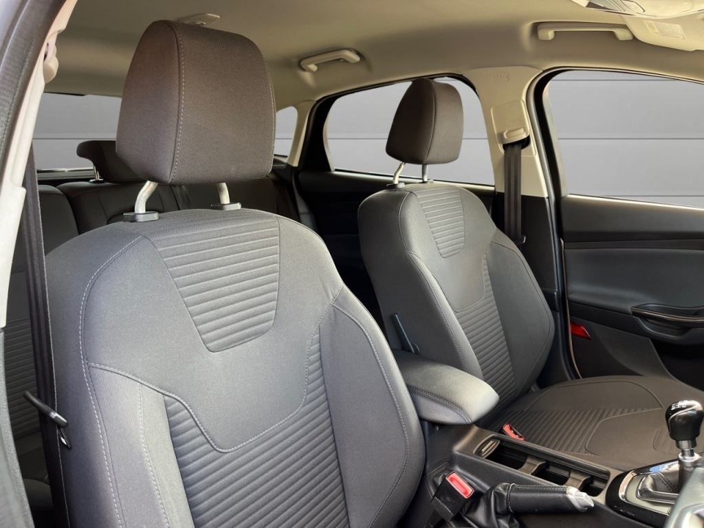 Used Ford Focus 2017 for sale - 76038564: Photo 10