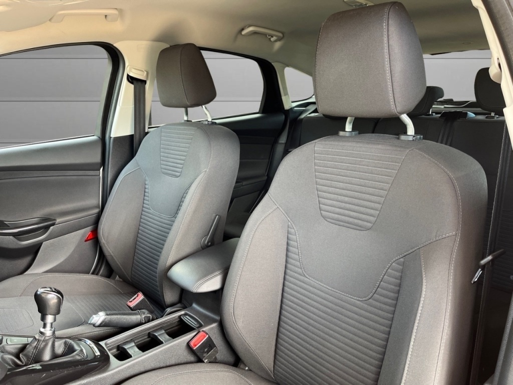 Used Ford Focus 2017 for sale - 76038564: Photo 12