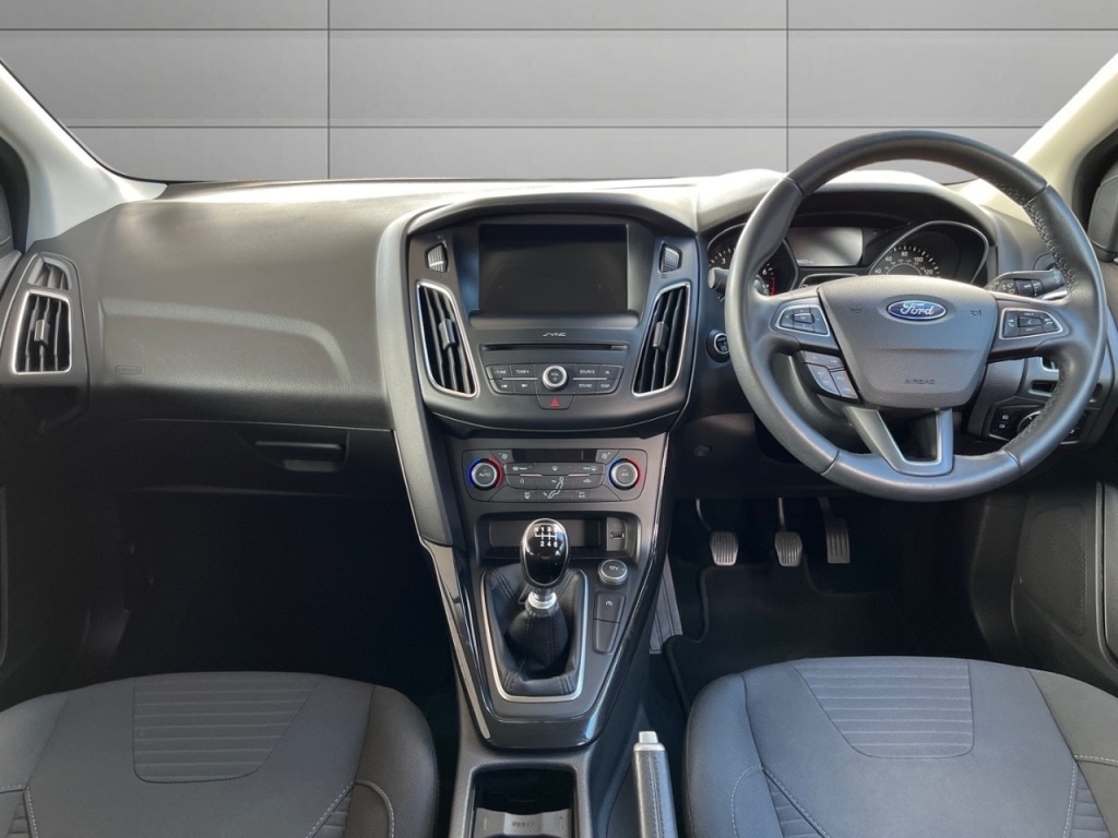 Used Ford Focus 2017 for sale - 76038564: Photo 13