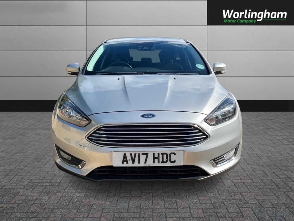 Used Ford Focus 2017 for sale - 76038564: Photo 2