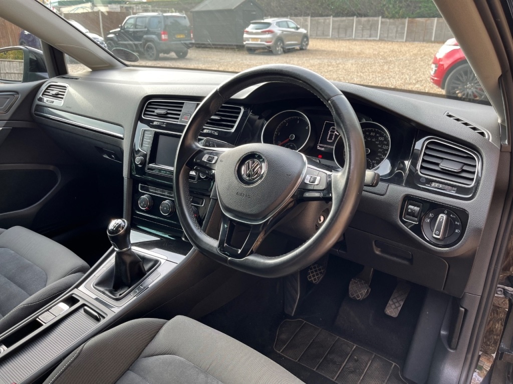 Used Volkswagen Golf 2013 for sale - 76495688: Photo 10