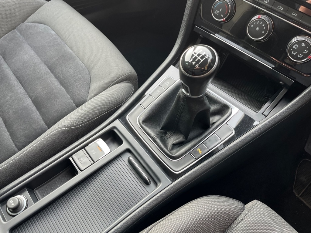 Used Volkswagen Golf 2013 for sale - 76495688: Photo 21