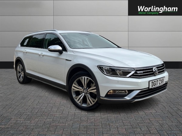 Used Volkswagen Passat 2017 for sale - 75545360: Photo 1
