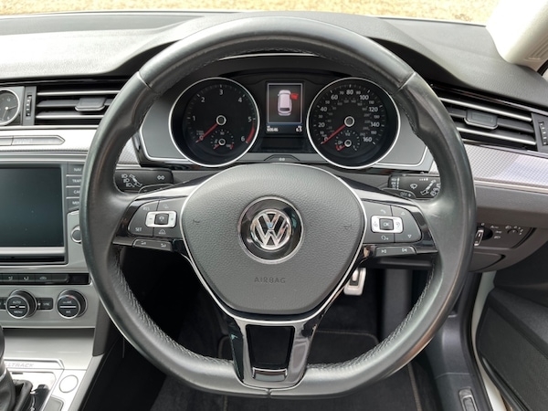 Used Volkswagen Passat 2017 for sale - 75545360: Photo 25