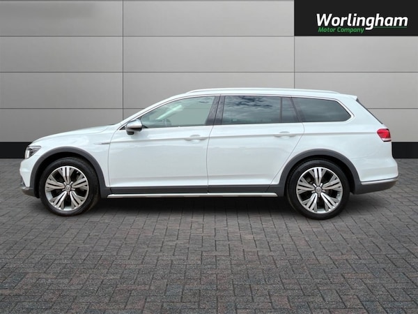 Used Volkswagen Passat 2017 for sale - 75545360: Photo 4