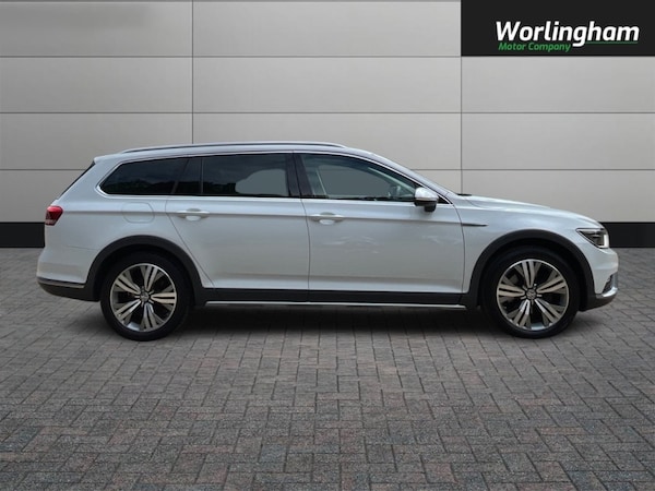 Used Volkswagen Passat 2017 for sale - 75545360: Photo 8