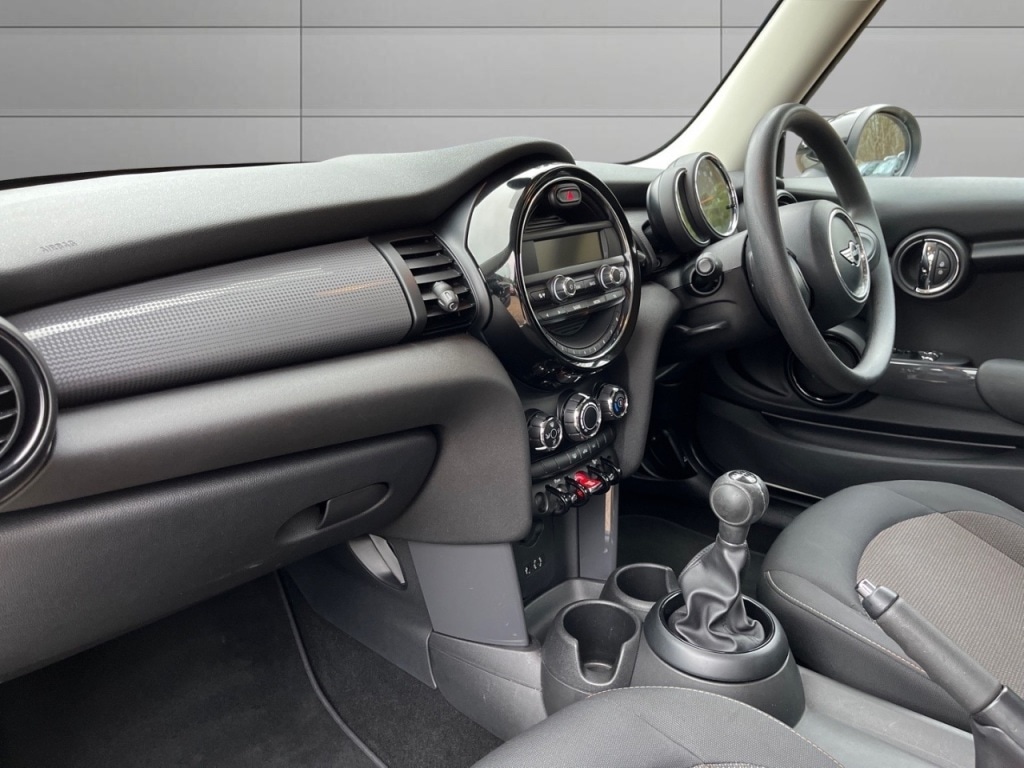 Used MINI Hatch 2017 for sale - 77275610: Photo 17