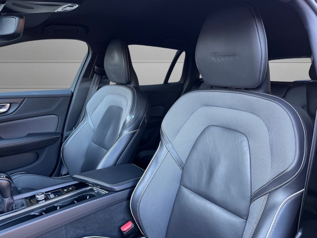 Used Volvo V60 2019 for sale - 77200653: Photo 12