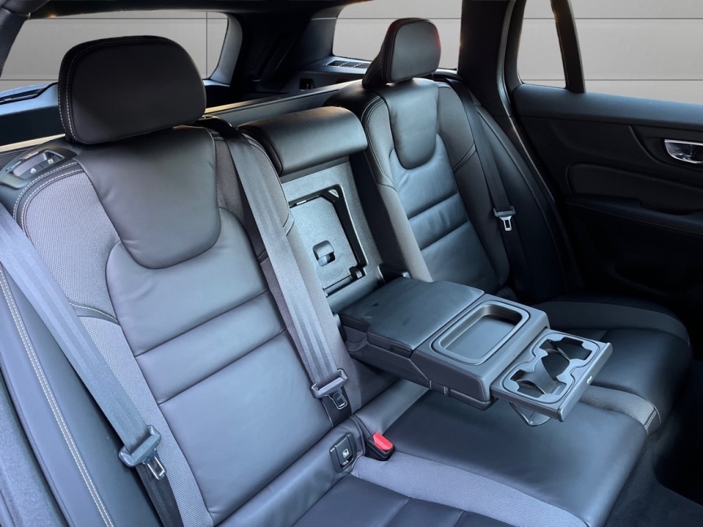 Used Volvo V60 2019 for sale - 77200653: Photo 14