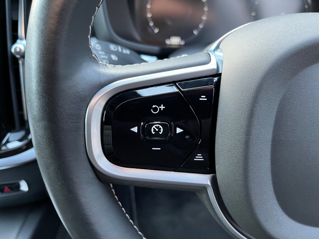 Used Volvo V60 2019 for sale - 77200653: Photo 25