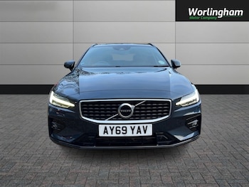 Used Volvo V60 2019 for sale - 77200653: Photo