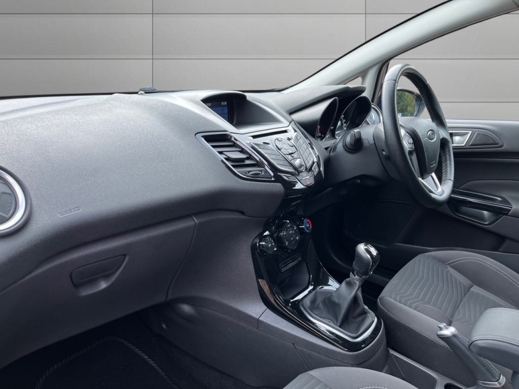 Used Ford Fiesta 2016 for sale - 76056576: Photo 12