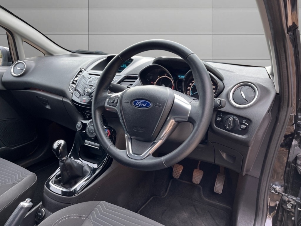 Used Ford Fiesta 2015 for sale - 76481259: Photo 10