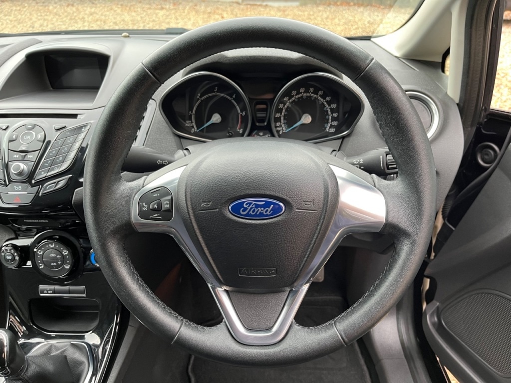 Used Ford Fiesta 2015 for sale - 76481259: Photo 20