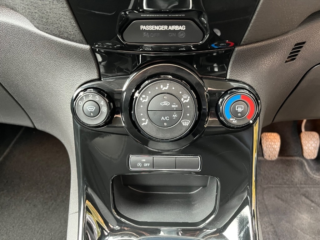 Used Ford Fiesta 2015 for sale - 76481259: Photo 21