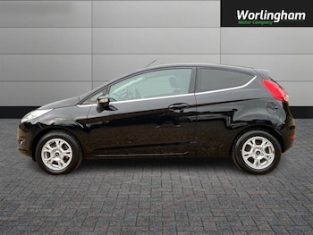 Used Ford Fiesta 2015 for sale - 76481259: Photo