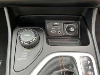 Used Jeep Cherokee 2016 for sale - 74985133: Photo