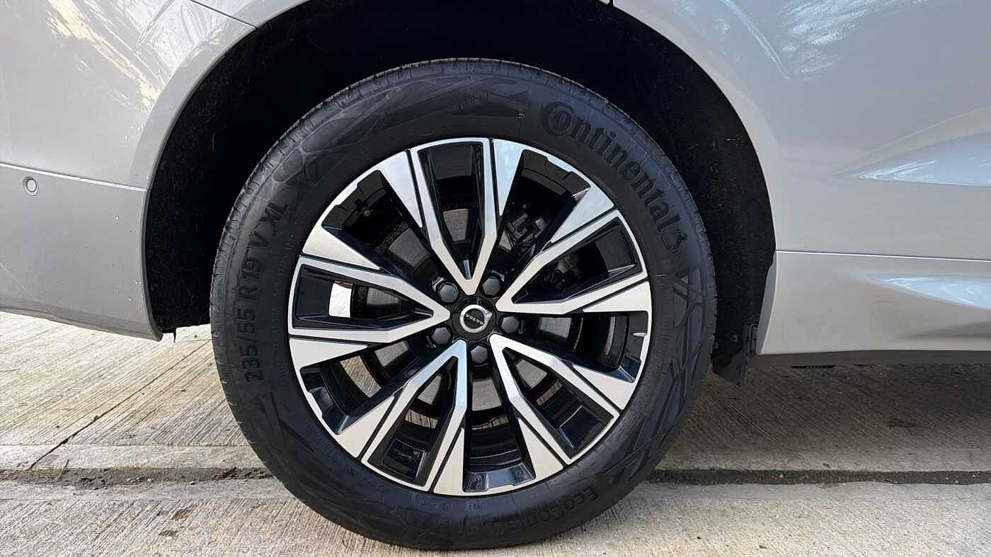 Used Volvo XC60 2023 for sale - 78036034: Photo 11