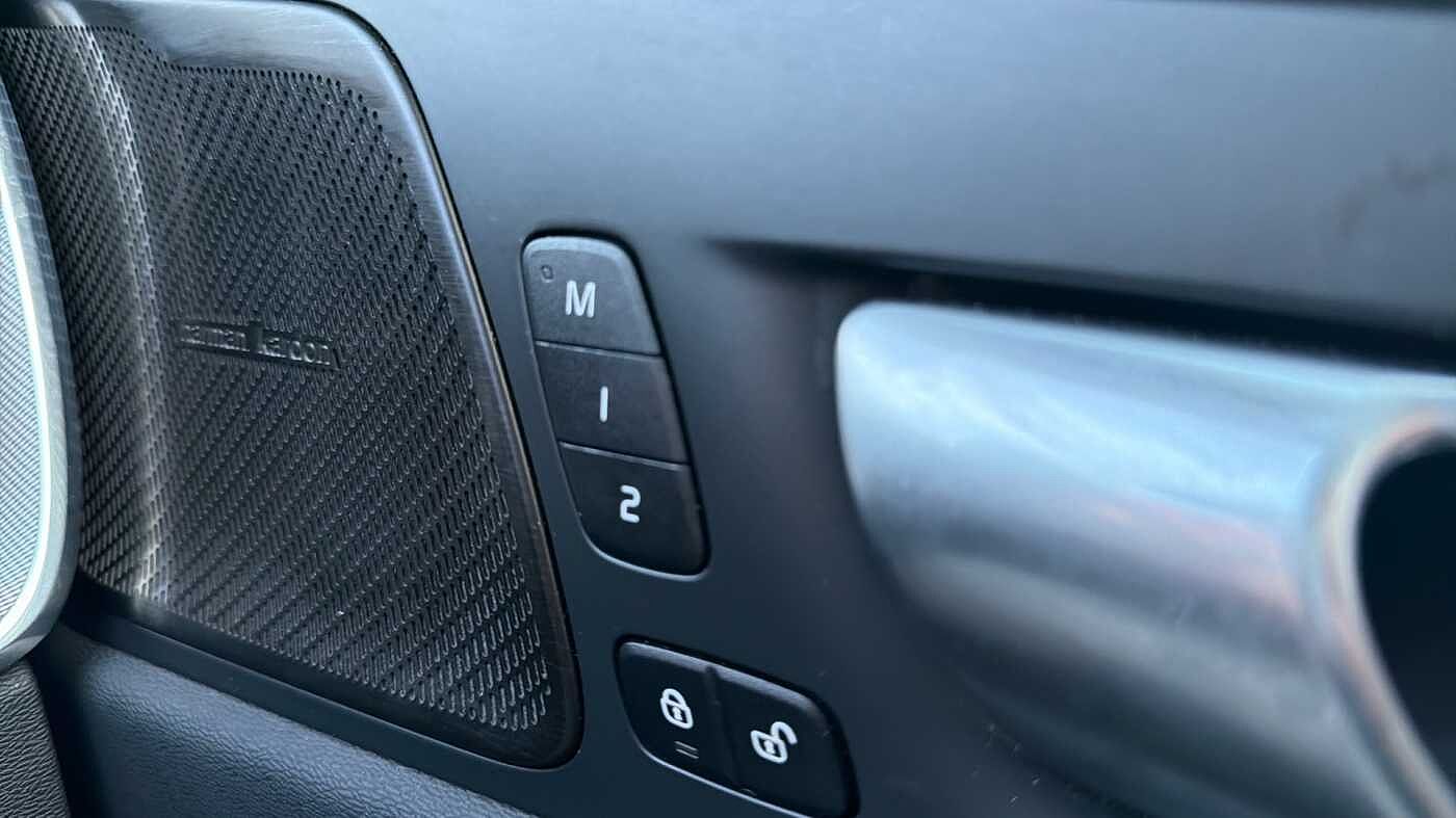 Used Volvo XC60 2023 for sale - 78036034: Photo 36