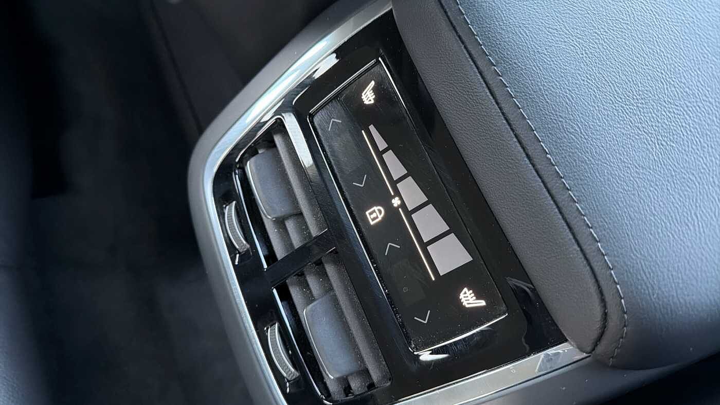 Used Volvo XC60 2023 for sale - 78036034: Photo 39