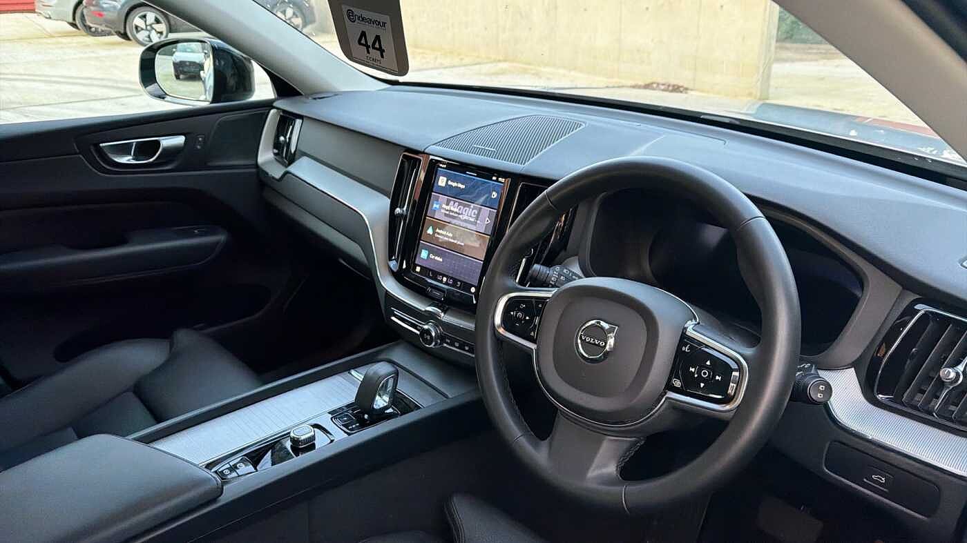 Used Volvo XC60 2023 for sale - 78036034: Photo 5