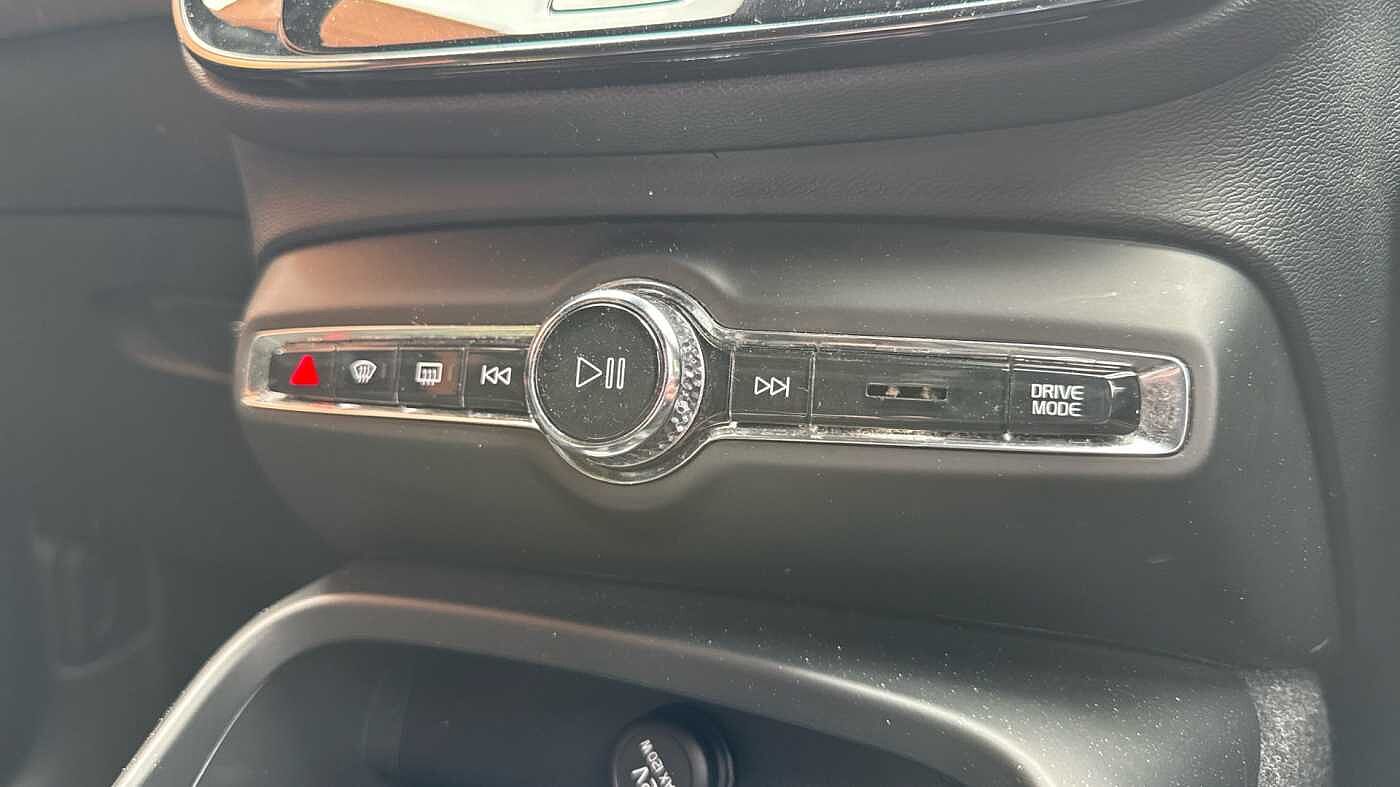 Used Volvo XC40 2020 for sale - 78036022: Photo 39