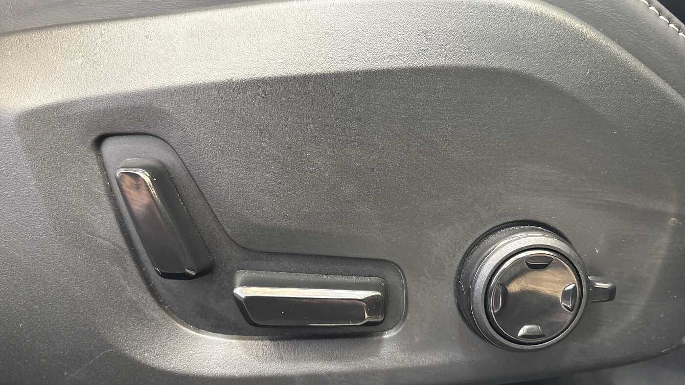 Used Volvo V60 2023 for sale - 78036007: Photo 28