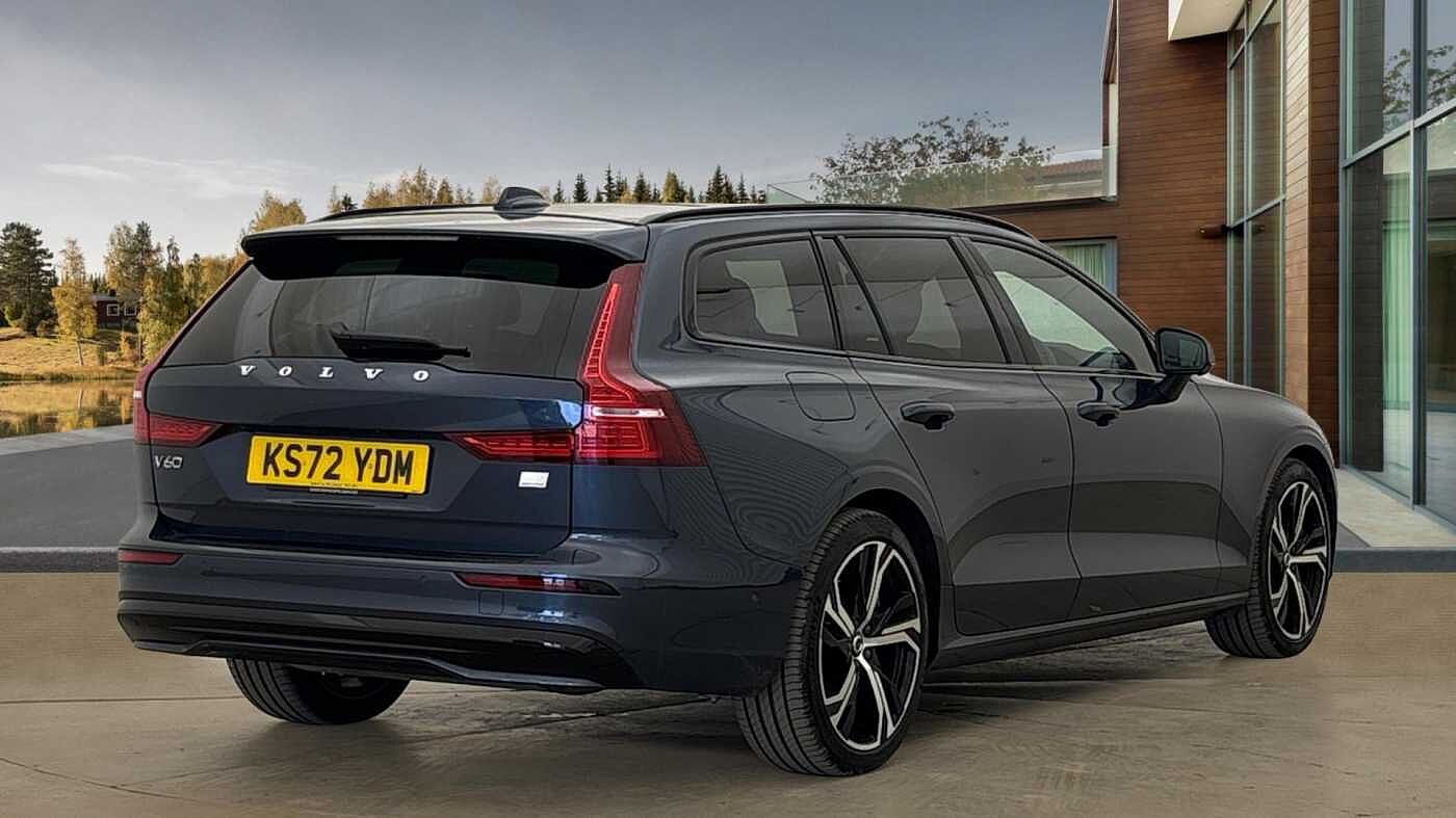 Used Volvo V60 2023 for sale - 78036007: Photo 3