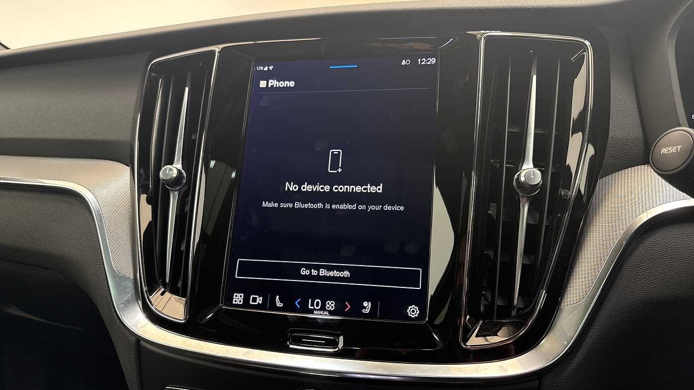 Used Volvo V60 2023 for sale - 78036007: Photo 38