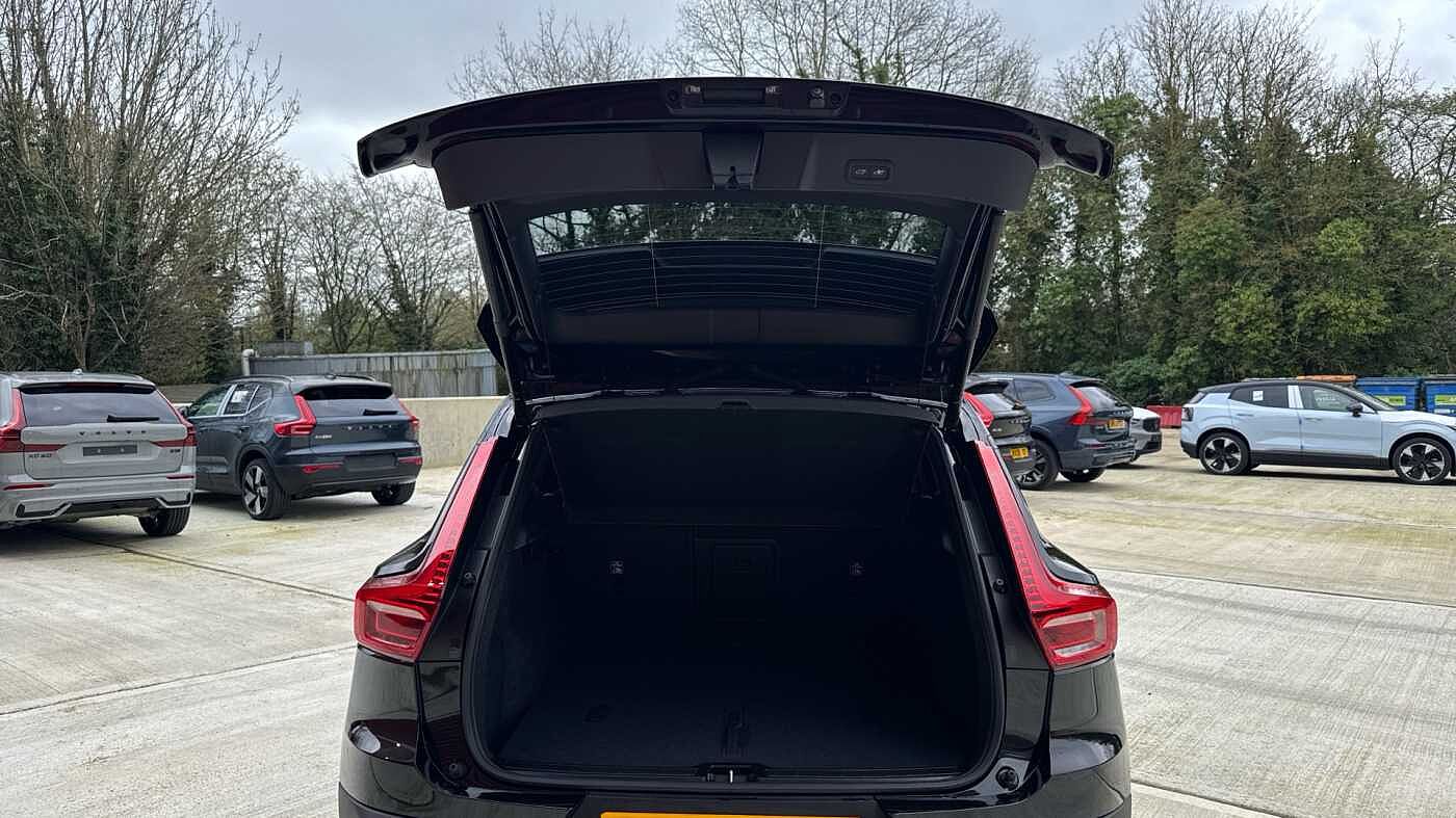 Used Volvo XC40 2025 for sale - 78036016: Photo 15