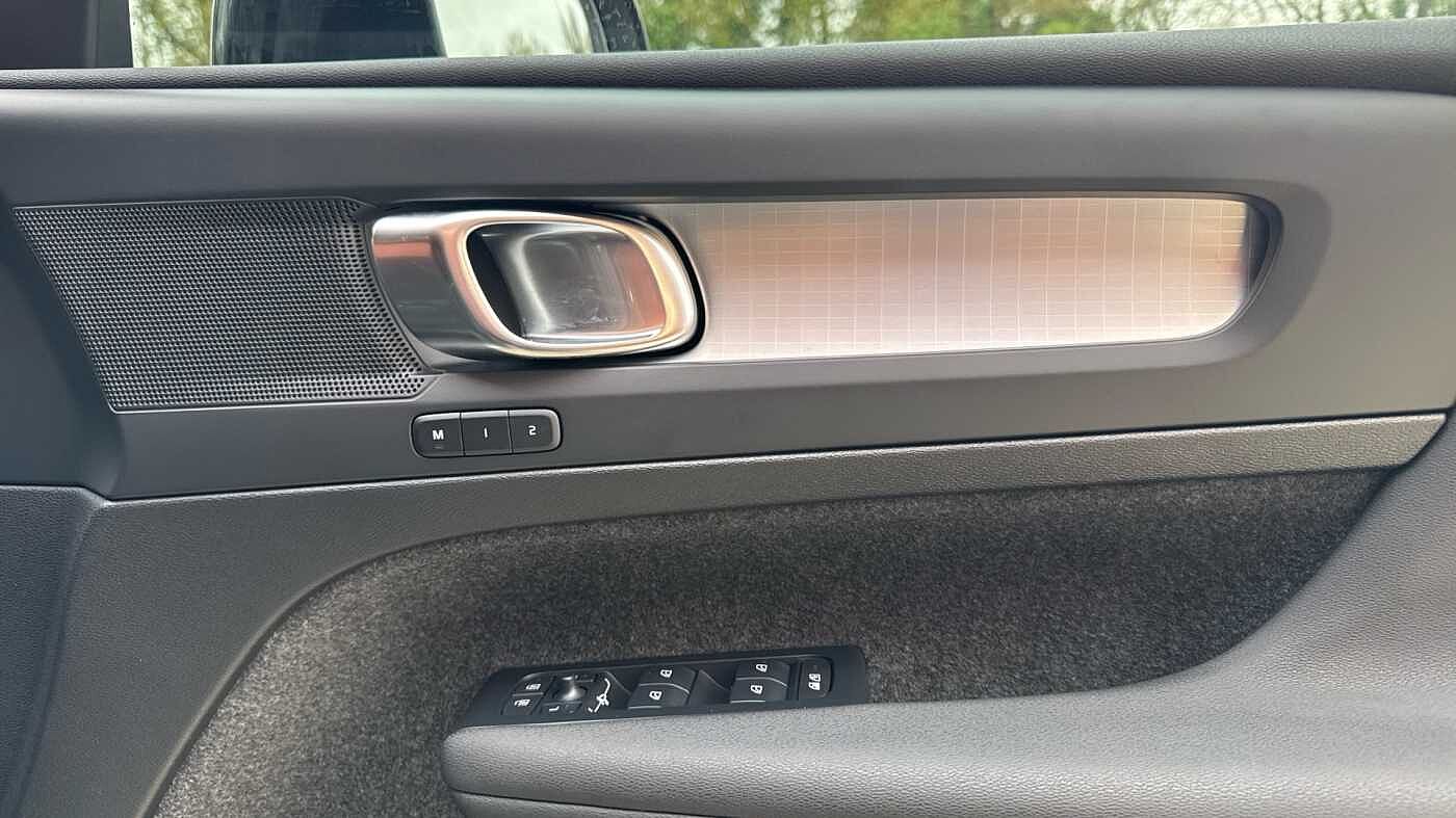 Used Volvo XC40 2025 for sale - 78036016: Photo 30