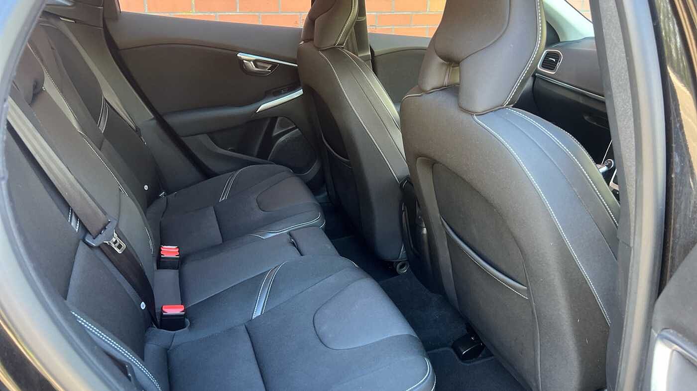 Used Volvo V40 2018 for sale - 78036029: Photo 8