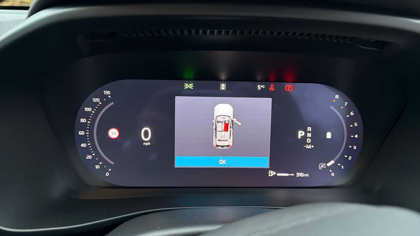 Used Volvo XC40 2025 for sale - 78035999: Photo 13