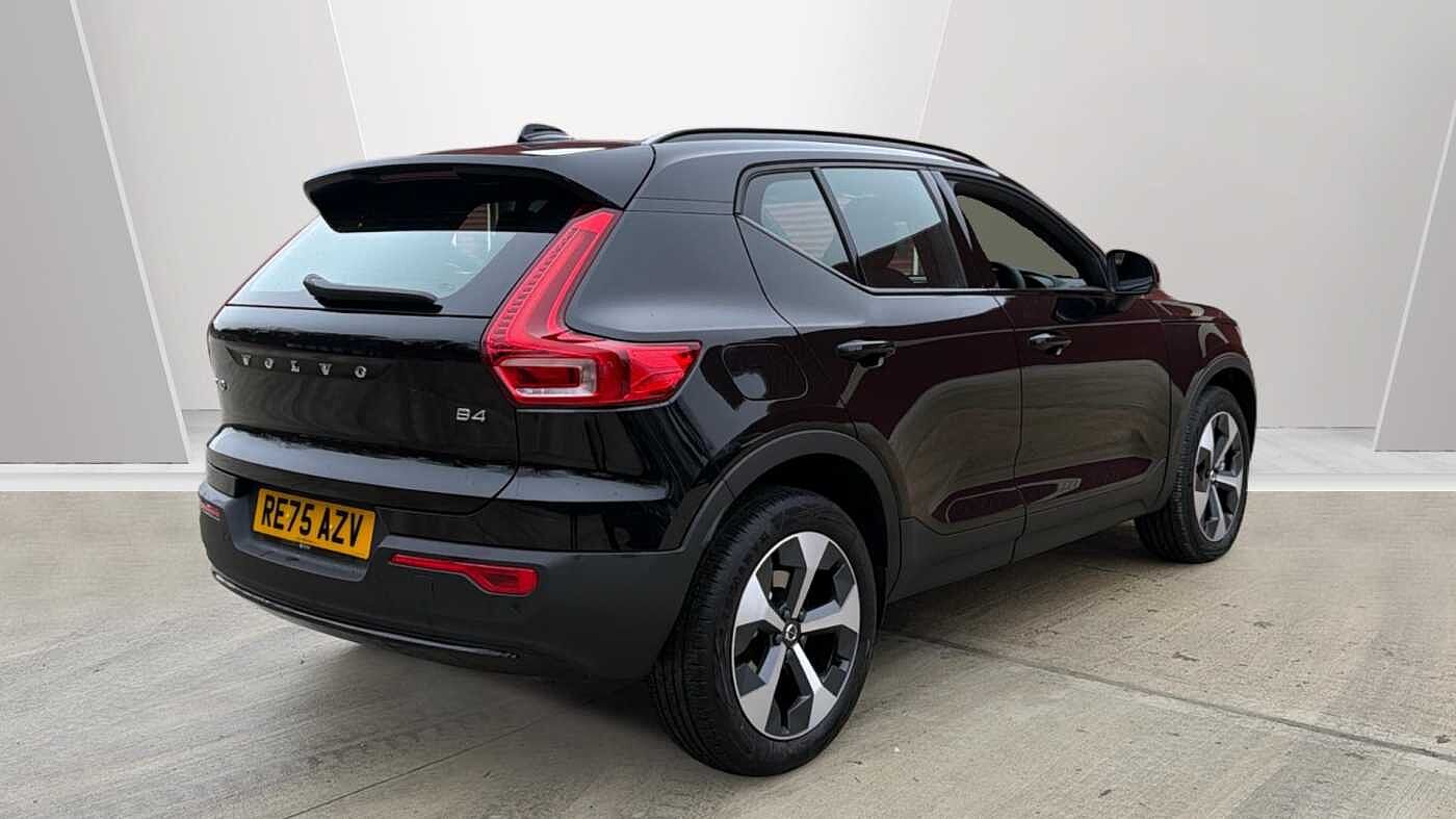 Used Volvo XC40 2025 for sale - 78035999: Photo 2