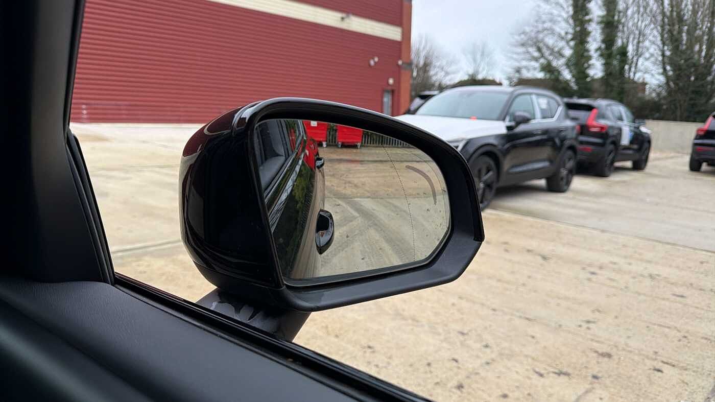 Used Volvo XC40 2025 for sale - 78035999: Photo 34