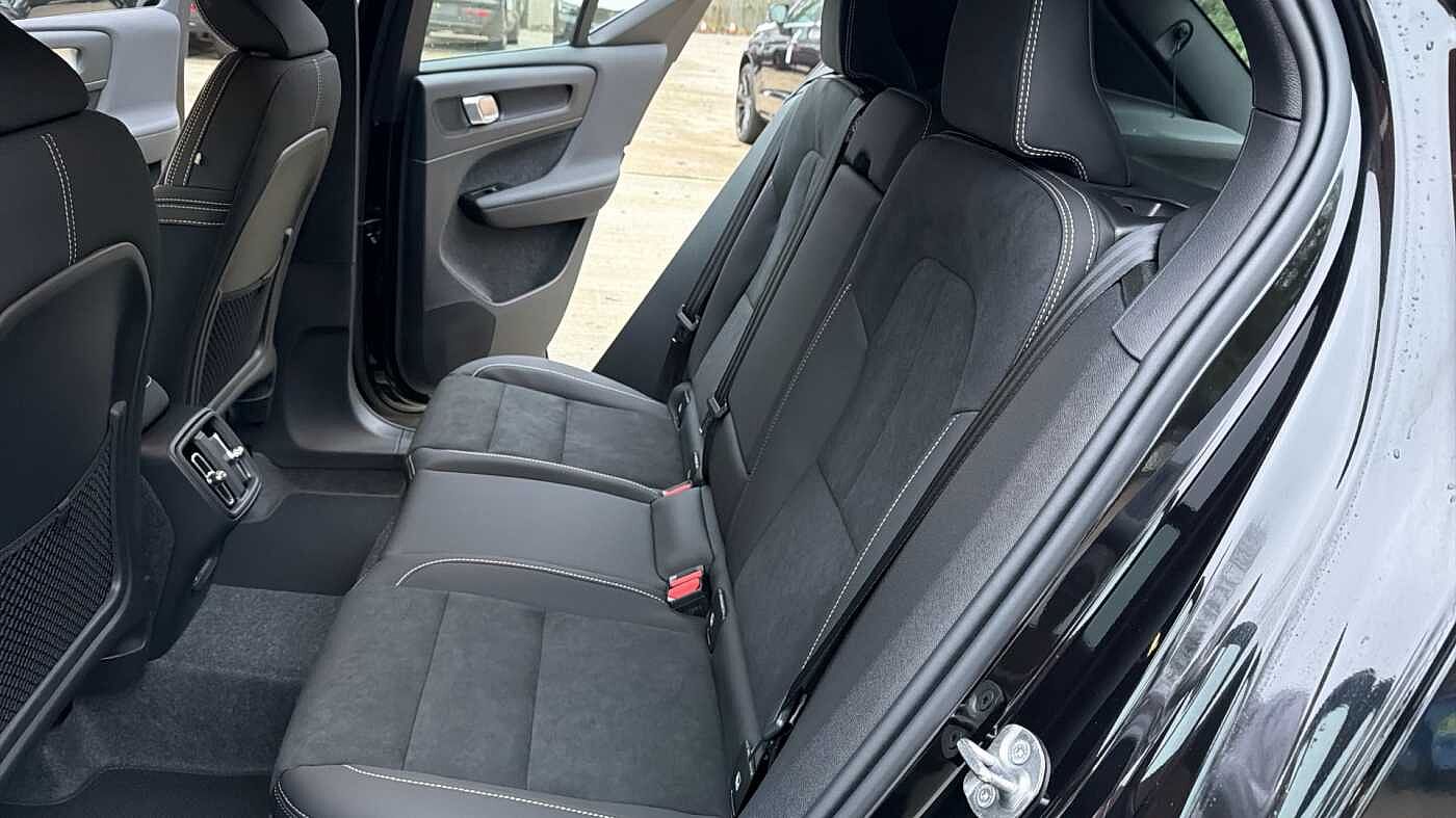 Used Volvo XC40 2025 for sale - 78035999: Photo 35