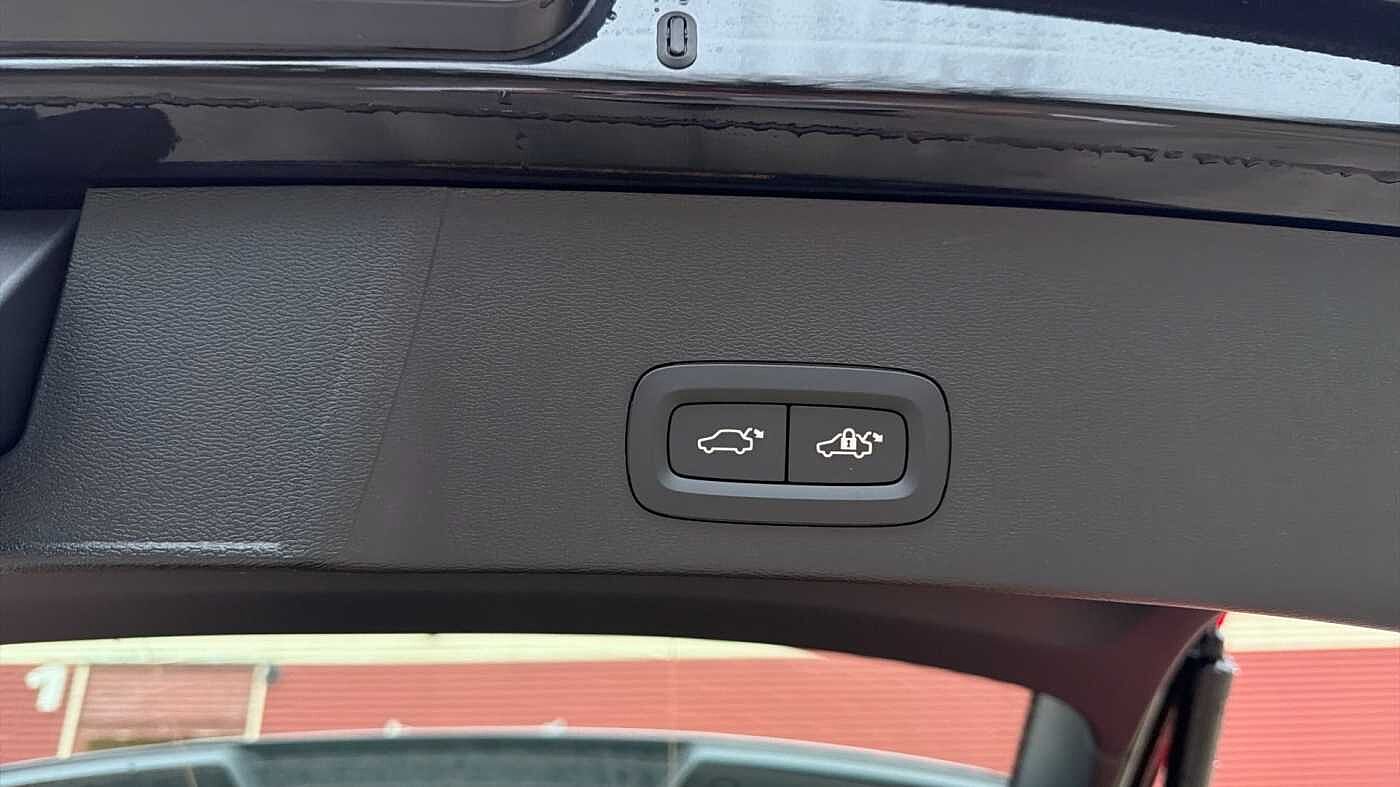 Used Volvo XC40 2025 for sale - 78035999: Photo 37