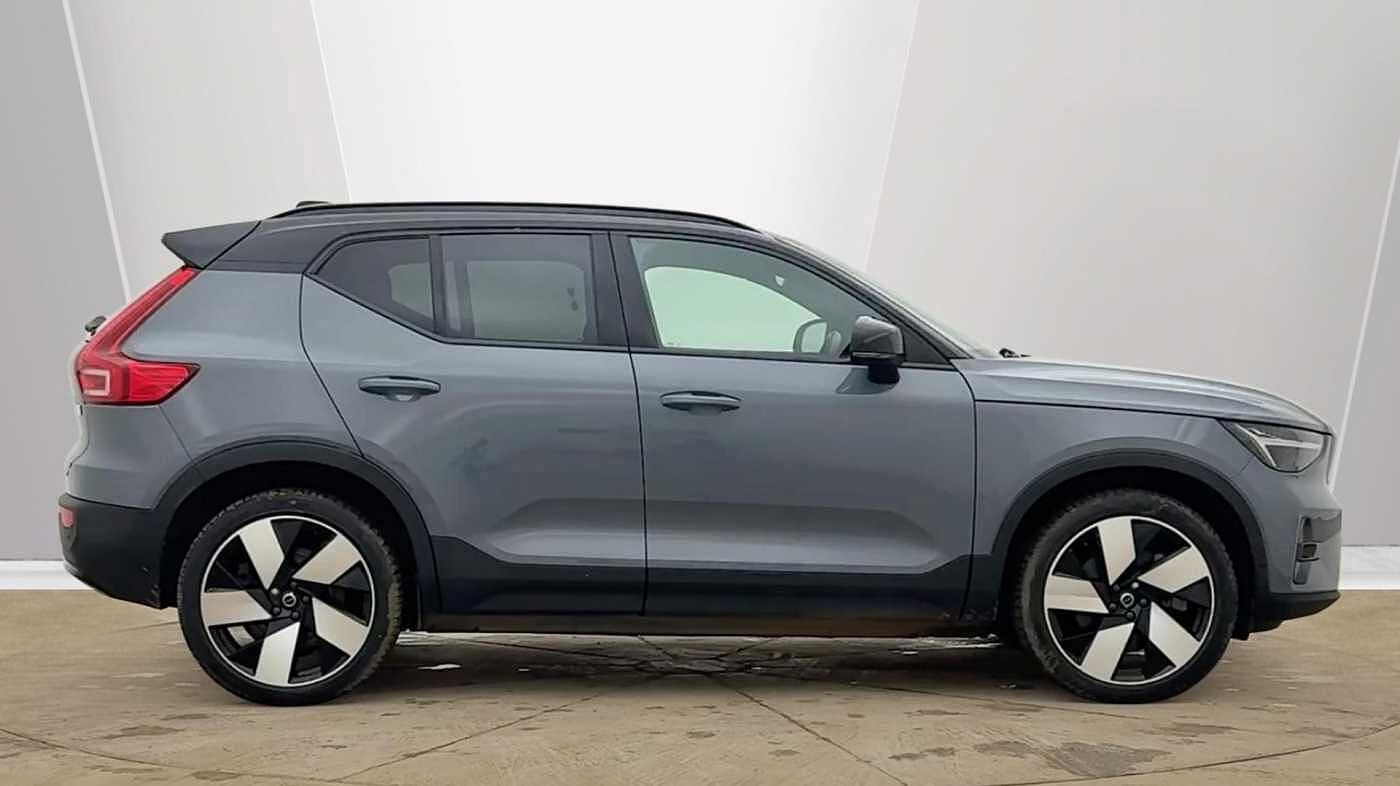Used Volvo XC40 2022 for sale - 78036024: Photo 2