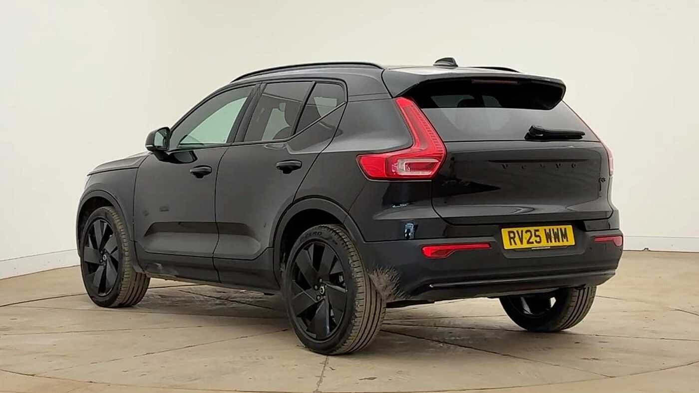Used Volvo XC40 2025 for sale - 78036032: Photo 3