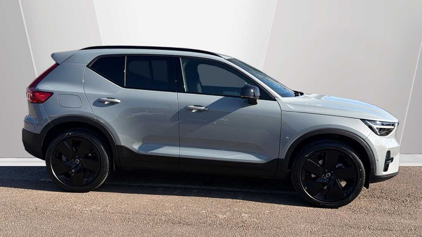 Used Volvo XC40 2026 for sale - 78179861: Photo 3