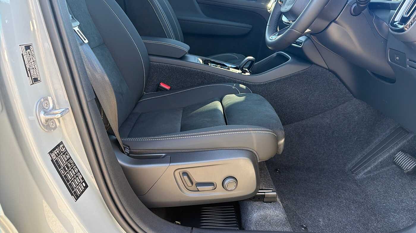 Used Volvo XC40 2026 for sale - 78179861: Photo 30