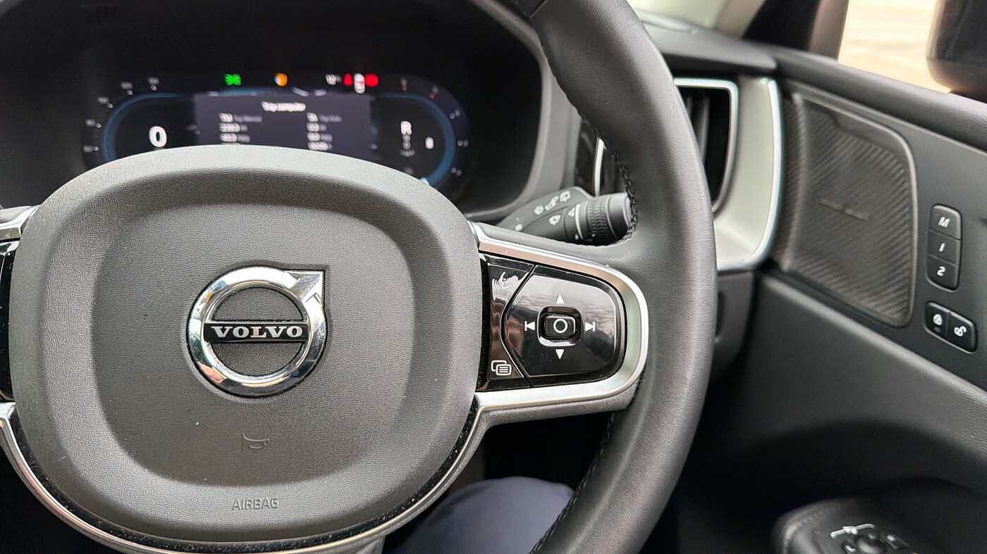 Used Volvo XC60 2023 for sale - 78036025: Photo 21