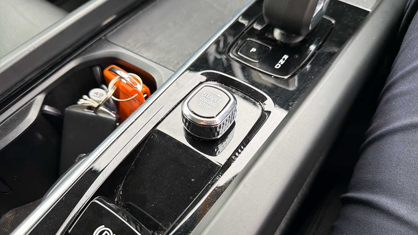 Used Volvo XC60 2023 for sale - 78036025: Photo 26