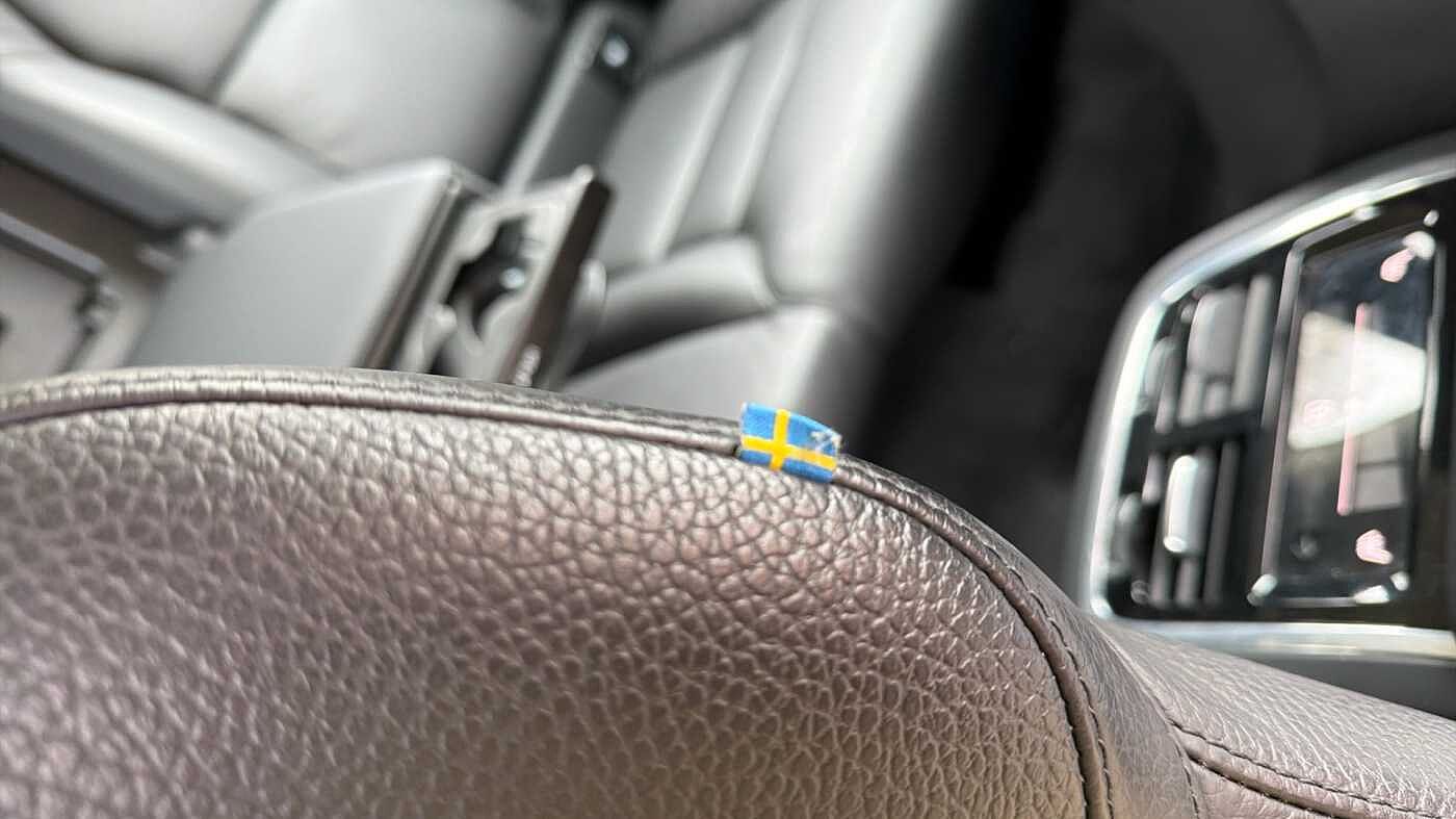 Used Volvo XC60 2023 for sale - 78036025: Photo 41