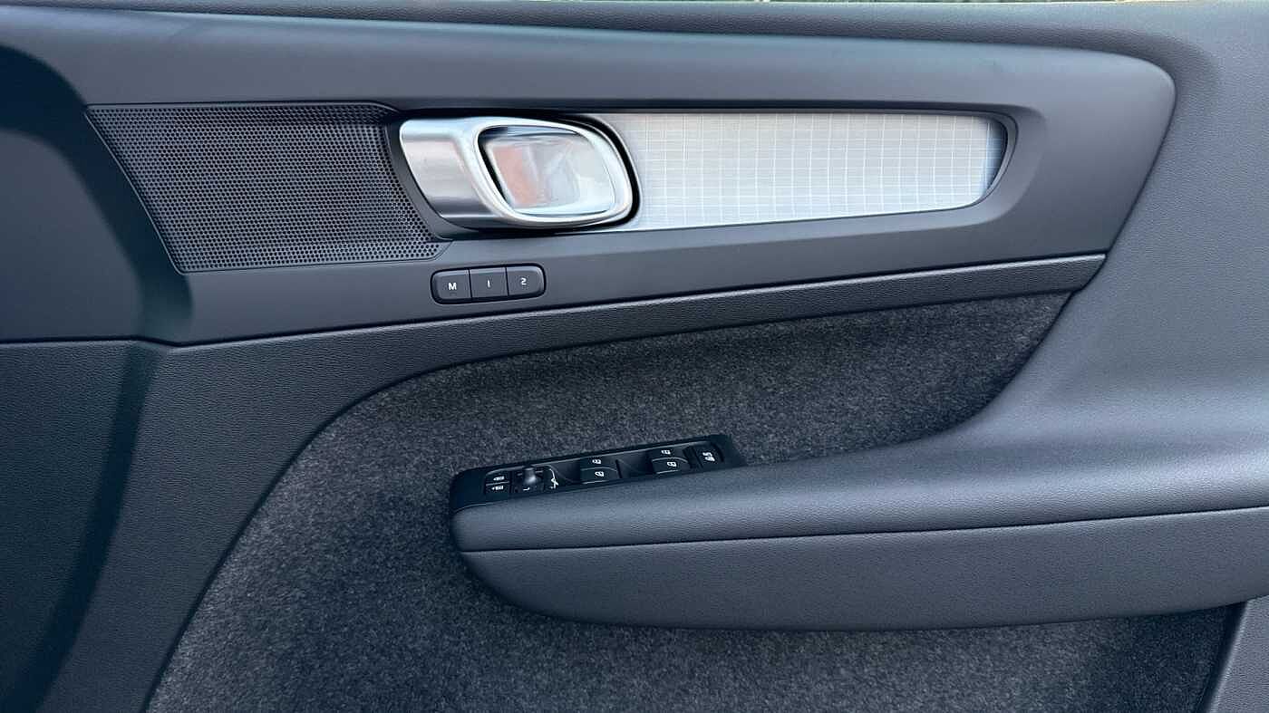 Used Volvo XC40 2025 for sale - 78036002: Photo 29