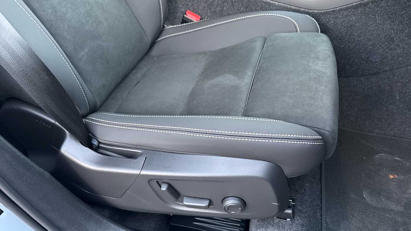 Used Volvo XC40 2025 for sale - 78036002: Photo 30