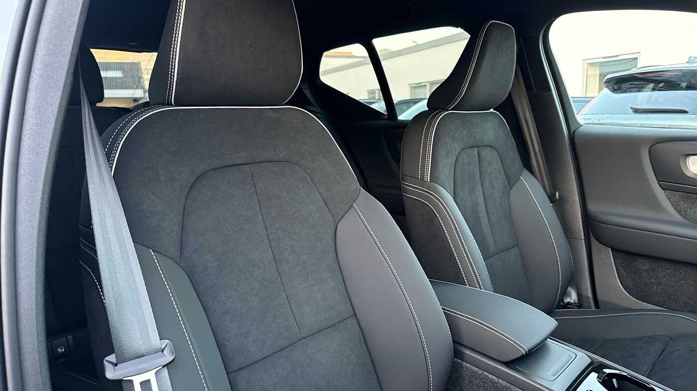 Used Volvo XC40 2025 for sale - 78036002: Photo 31