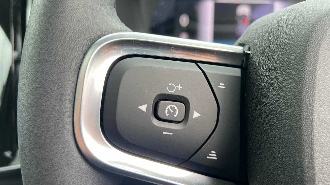 Used Volvo XC40 2025 for sale - 78036008: Photo 18